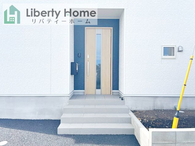 ひたちなか市津田第3　2号棟　新築戸建のエントランス