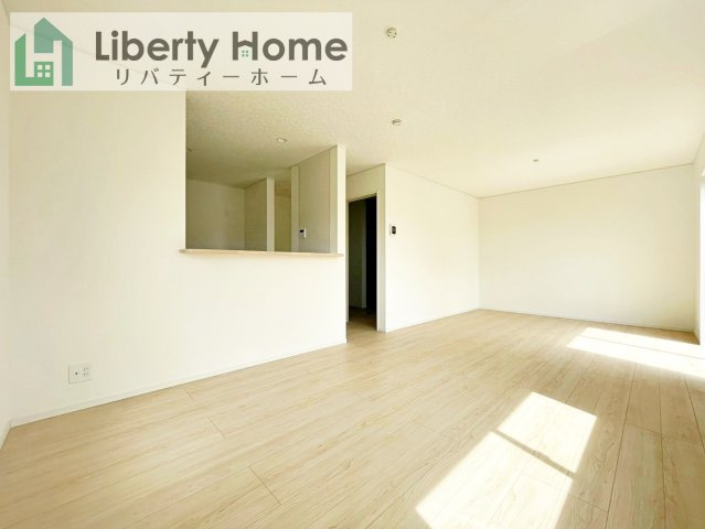 ひたちなか市津田第3　2号棟　新築戸建の居間・リビング