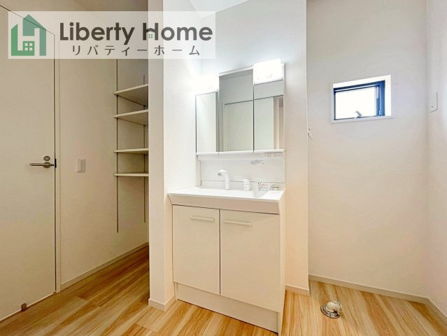 ひたちなか市市毛4期　3号棟　新築戸建の独立洗面台