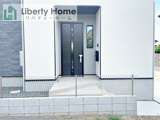 ひたちなか市市毛4期　3号棟　新築戸建のエントランス