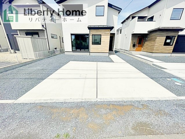 ひたちなか市足崎3期　3号棟　新築戸建の駐車場