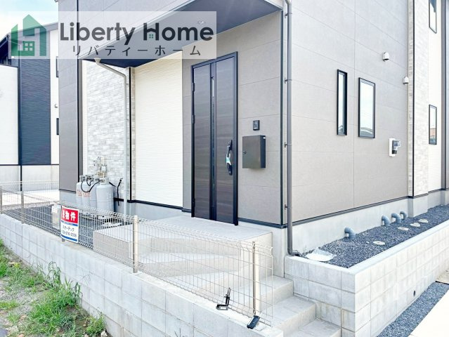 ひたちなか市市毛4期　1号棟　新築戸建のエントランス