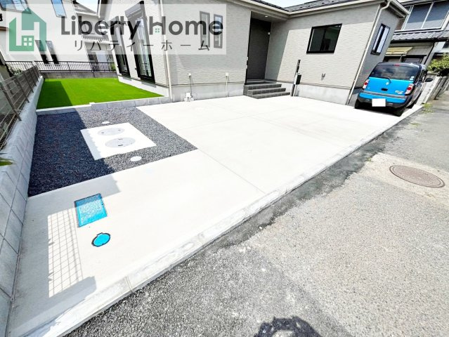 ひたちなか市津田　新築戸建の駐車場