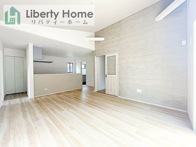 ひたちなか市大成町3期　新築戸建の居間・リビング
