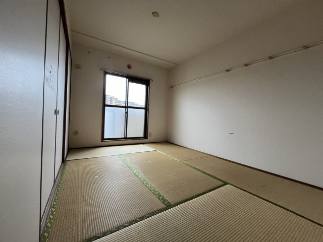 ファミリーフジの内装