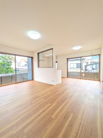 大野城市大城４丁目の中古一戸建の居間・リビング