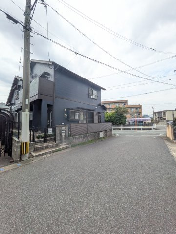 大野城市大城４丁目の中古一戸建の前面道路含む現地写真