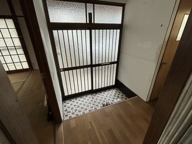 別府市内竈の玄関