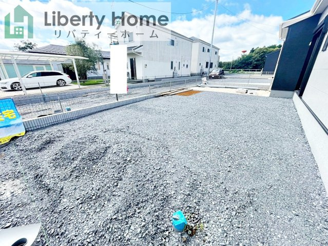 小美玉市羽刈第5　1号棟　新築戸建の駐車場