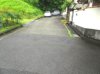 【前面道路含む現地写真】 | 川西市鴬台2丁目　建築条件無売土地