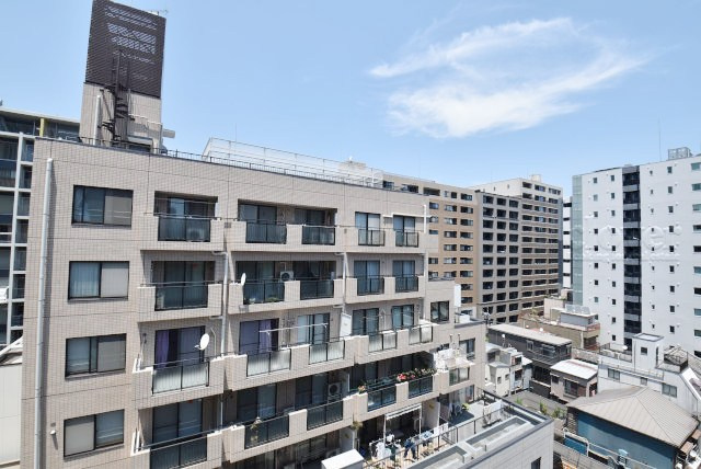 【展望】 | クラウン築地 | バルコニーからの景色です～即日のご見学可能～　お問合せはお気軽にどうぞ。
