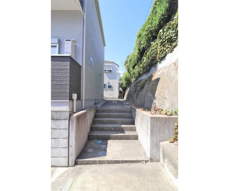 グランC.保土ヶ谷のエントランス