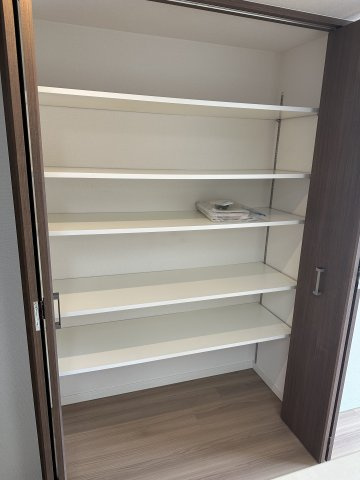 稲城市押立の賃貸マンションの収納