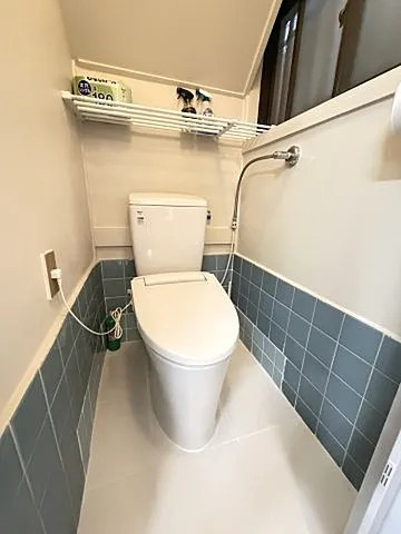 山本通４丁目貸家のトイレ