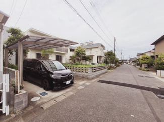 【前面道路含む現地写真】 | 千葉市磯辺3丁目　中古戸建 | 6ｍ幅の駐車もしやすい道路です