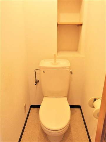 メゾンドール江北のトイレ