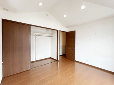 【洋室】 | 中古一戸建　高知市塩屋崎町２丁目 | リフォーム中です