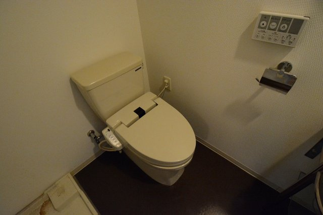 ウォシュレット付きのトイレです！