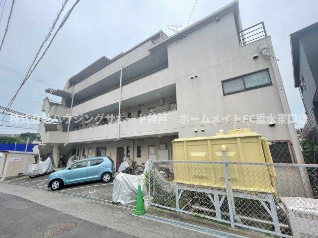 サンテラス垂水の外観