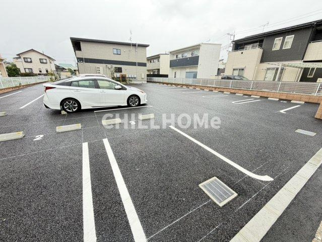 アンジュの駐車場|当社、チルホームのHPもご覧ください(^^)/物件情報多数♪