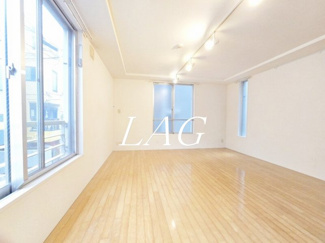 【居間・リビング】 | ＭＯＤＵＬＯＲ中野新橋ＷＥＳＴ | 洋室のお部屋です。