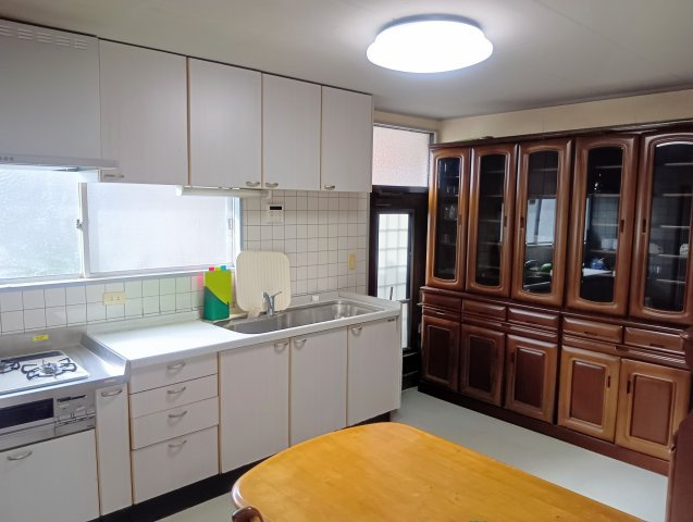 売中古戸建　焼津市上泉のキッチン|キッチンも清潔感があります！