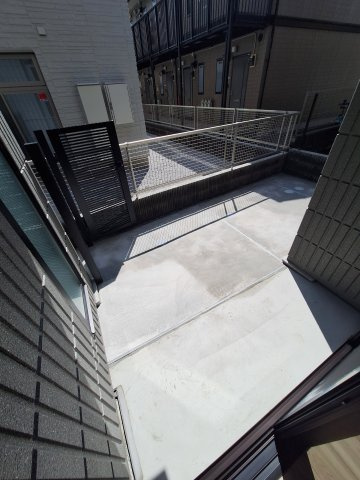 ドルフ東武練馬の庭