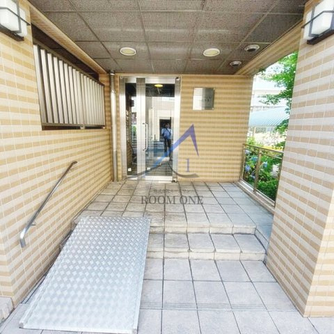ベルヴィル芦花恒春のエントランス|エントランスです。