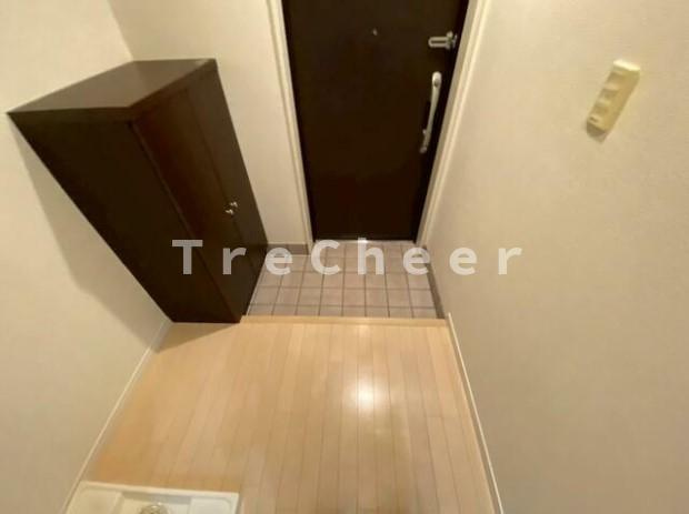 LUXURY APARTMENT OKACHIMACHIの玄関