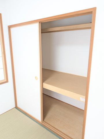 太宰府市青葉台４丁目の中古一戸建の収納