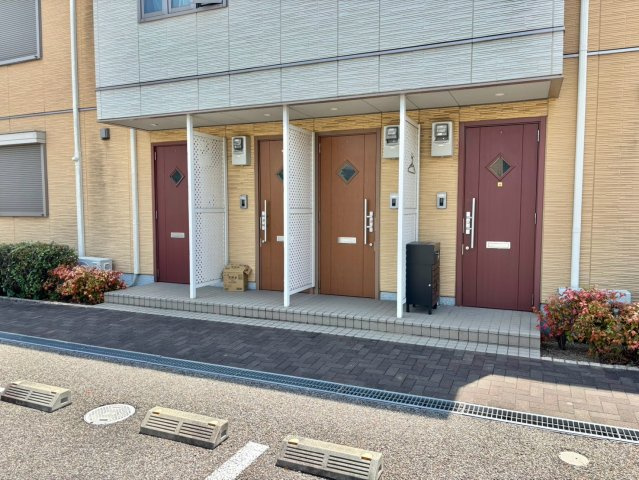 MAST　COURT加古川南　E棟のエントランス