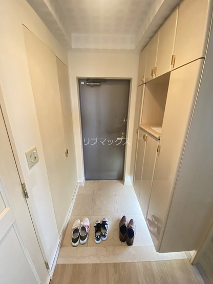 【玄関】