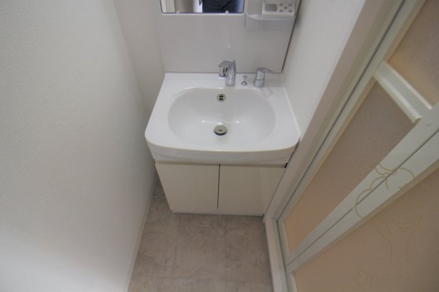 S-RESIDENCE福島grandeの独立洗面台