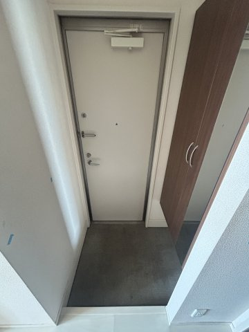 アキツ駅前ヒルトップの玄関
