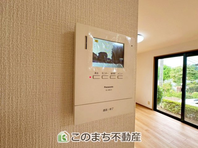 上三川町ゆうきが丘29番21　中古戸建の設備|ＴＶモニター付きインターホンで防犯面もしっかり安心♪

