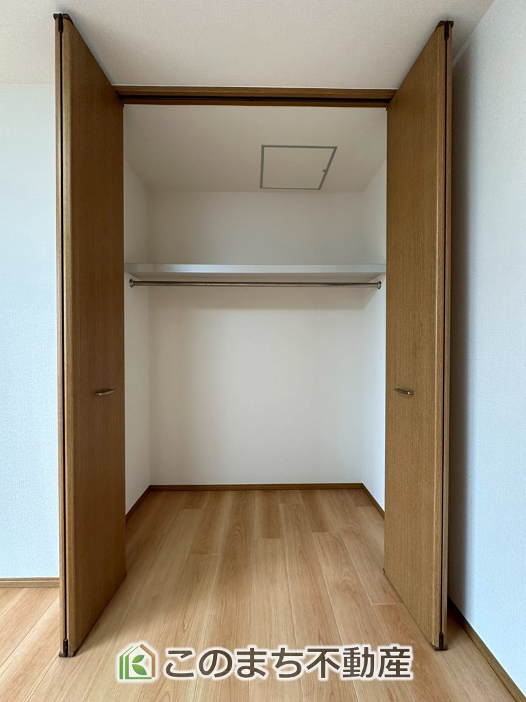 上三川町ゆうきが丘29番21　中古戸建の収納|全居室に大きな収納がございますのでお部屋をすっきりとさせることができますね！
