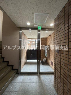 【ロビー】 | 山手SKビル