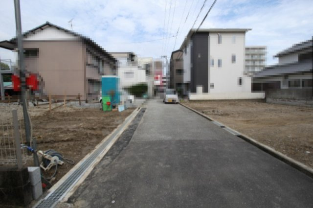 高知市百石町第2　新築戸建　の前面道路含む現地写真|南側　幅　4.32ｍ私道　