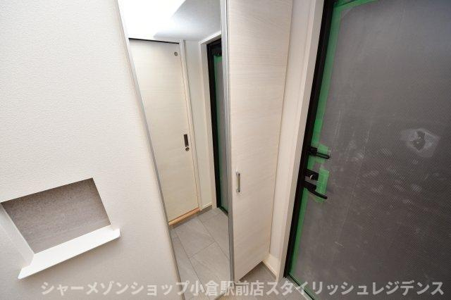 オーヴィジョンクラス浅香通りの玄関