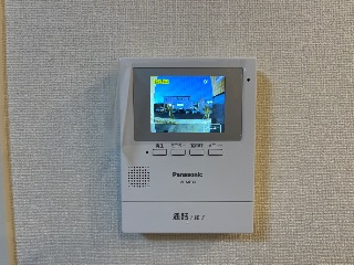 ウォーターミル十二番館の内装|カメラ付インターホン