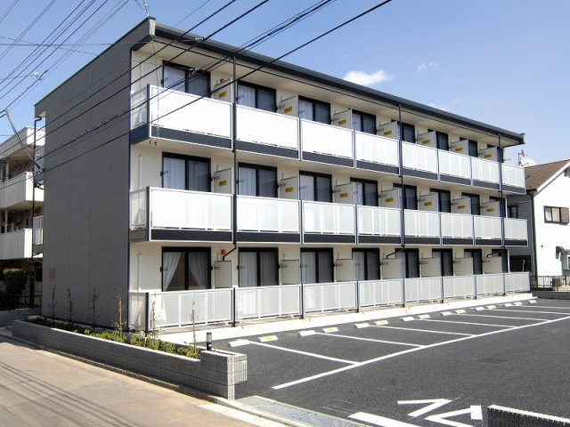 レオパレスプレジオの外観|外観は落ち着いています