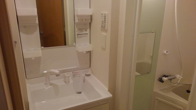 クレイノ黄金屋Ⅲの浴室|日々の疲れを癒すお風呂付です