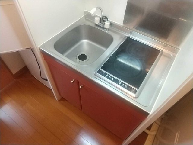 レオパレスエスペランサＣのキッチン|きれいなキッチンです