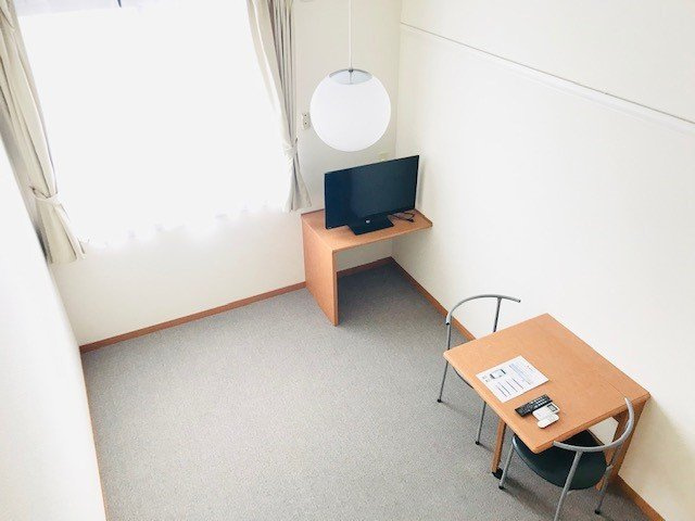 レオパレスエスペランサＢの居間・リビング|居間です