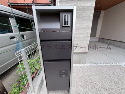 【その他】 | 須磨区行幸町1丁目新築戸建 | 便利な大容量宅配ボックス設置♪