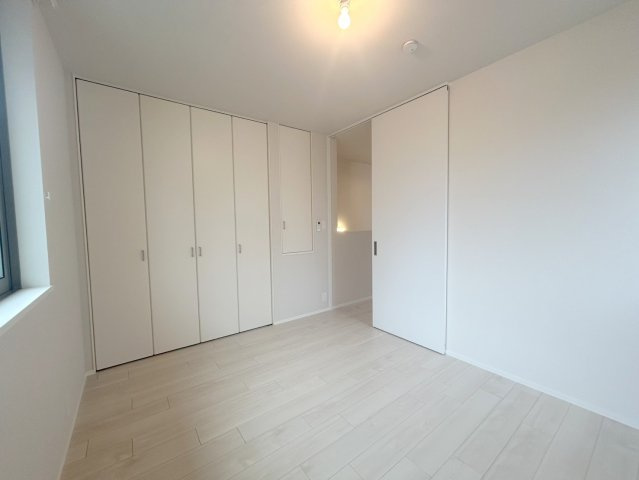テラス洗足の寝室|★明るいフローリングの角部屋です★