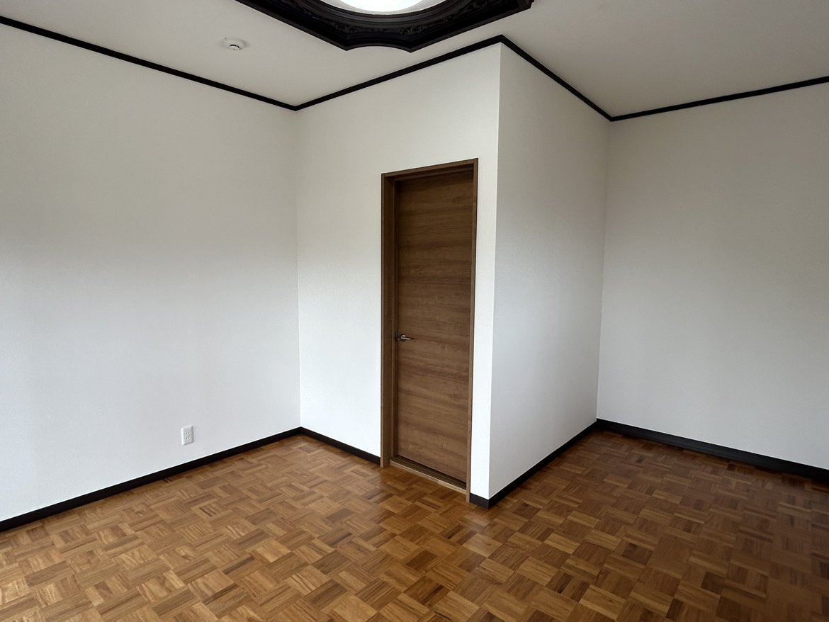 中古戸建　西白河郡泉崎村大字関和久字八雲神社　の洋室|クロス張替え、クリーニング済み！