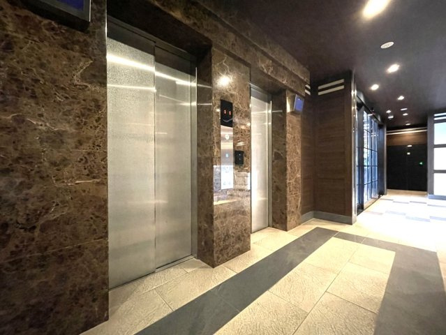 クレアホームズ高知本町　ザ・パークフロントのその他共用部分|エレベーターは２機設置されています。