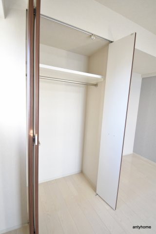 BPRレジデンス江坂　仲介手数料無料の収納