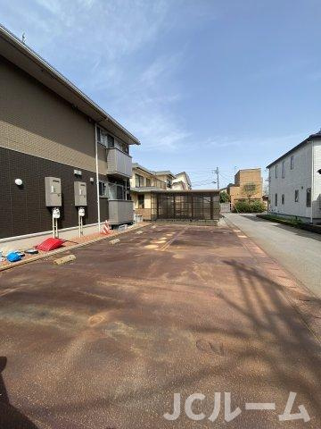 グランベルデの駐車場